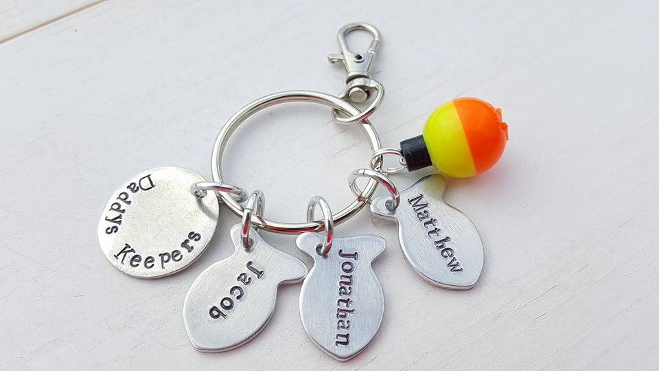 Daddy's Keepers Customizable Fish Key Chain Gift Set